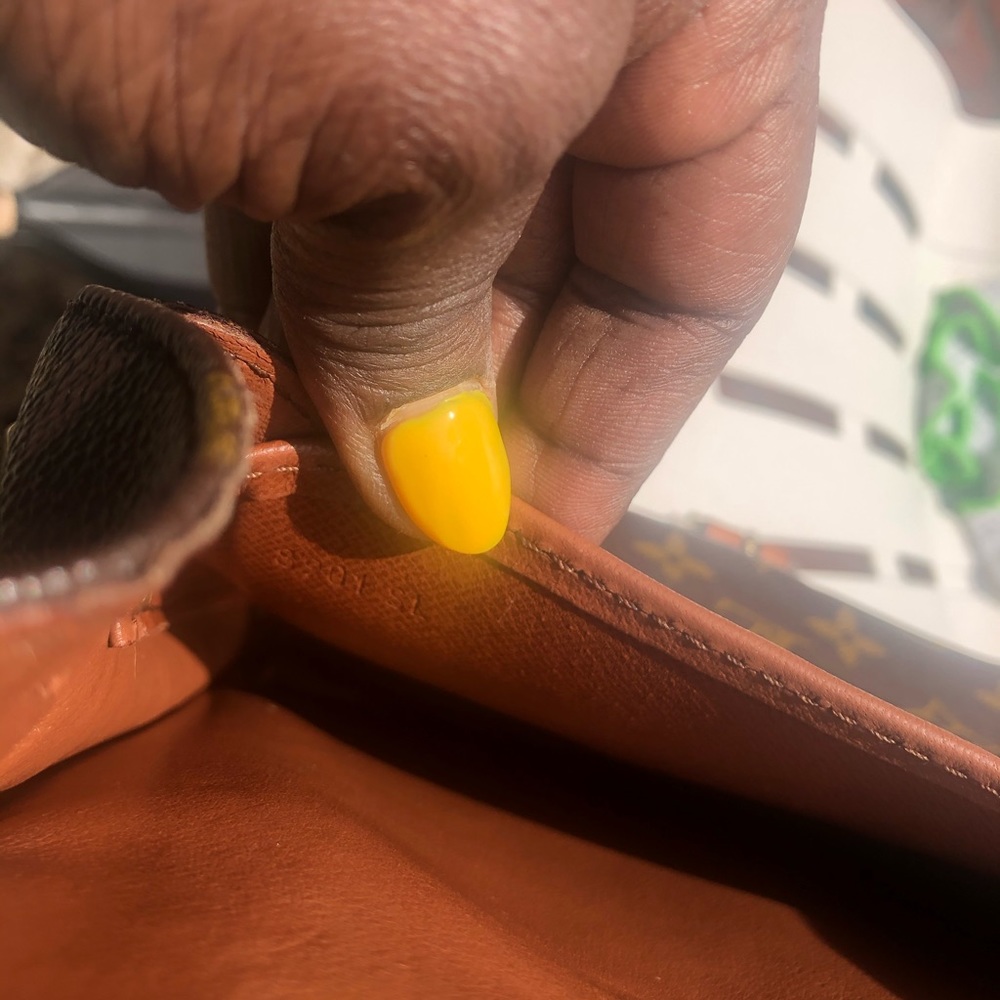 Additional photos to verify authenticity